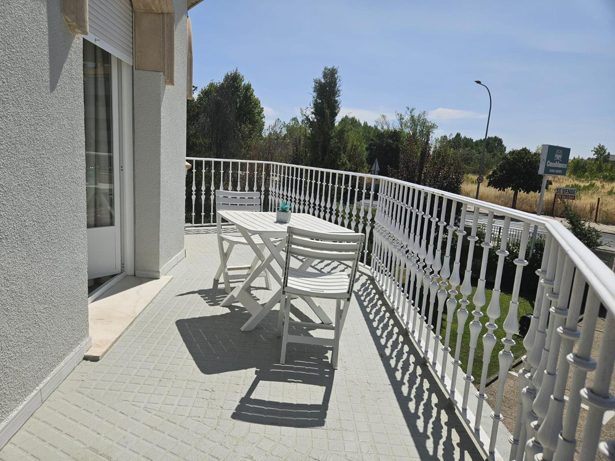 Casablanca Hotel Studios Santa Marta de Tormes Exterior foto