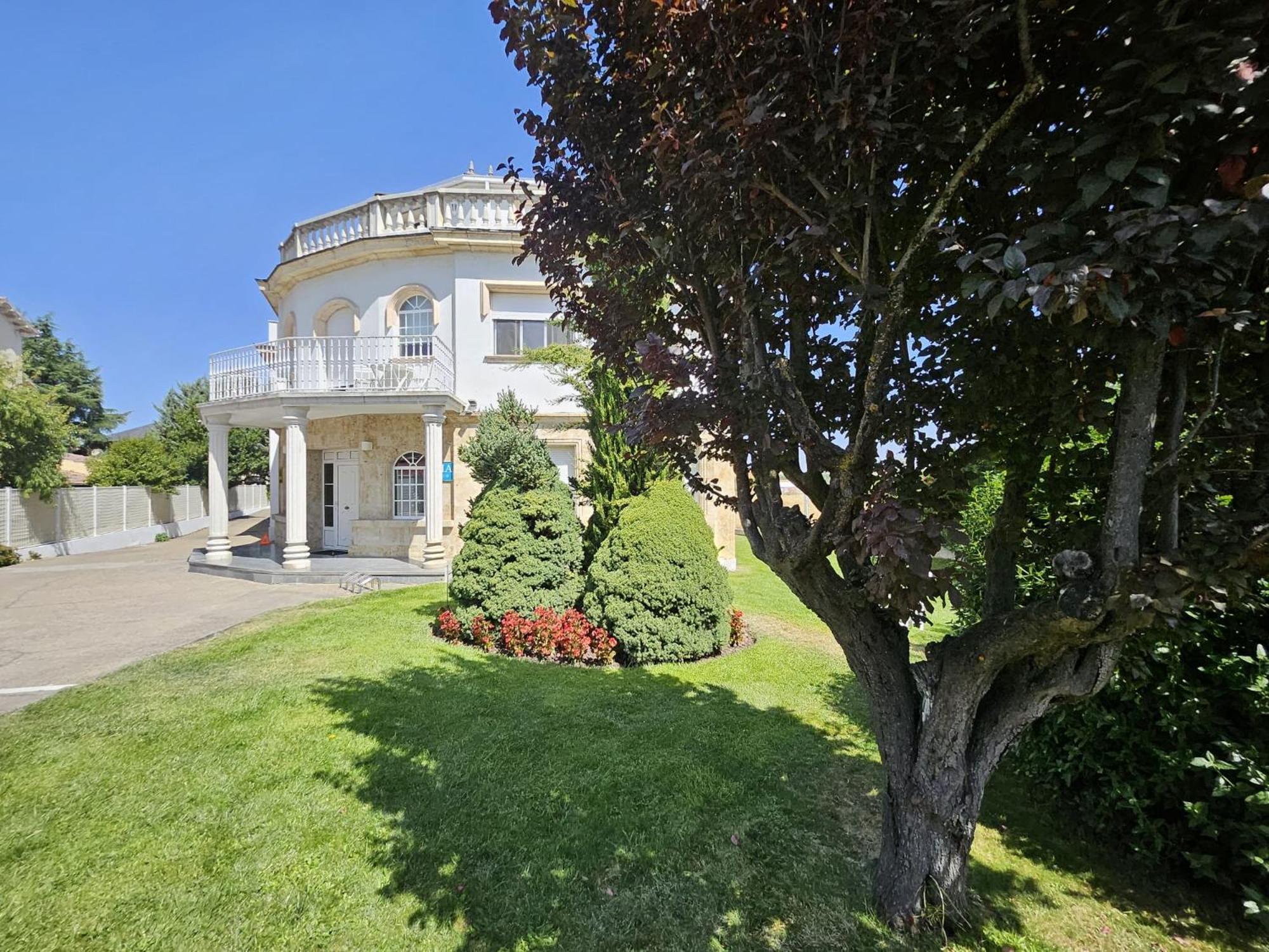Casablanca Hotel Studios Santa Marta de Tormes Exterior foto
